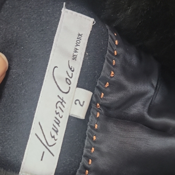 Kenneth Cole New York Elegant Black Teddy Jacket - Picture 3 of 8